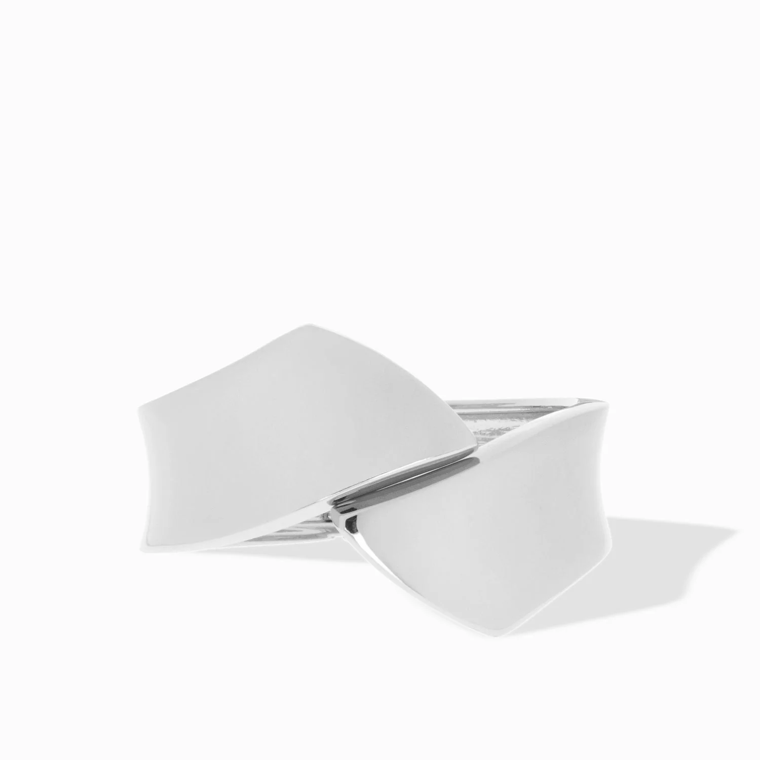 Alexandra overlapping cuff - Image 9